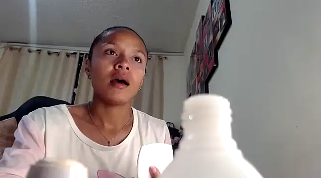 Samary thomas online show from 03/06/25, 11:42