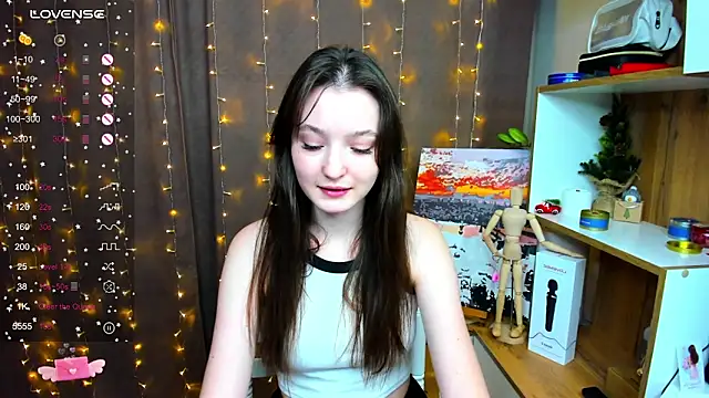 Fairyy Moon online show from 12/16/24, 12:38