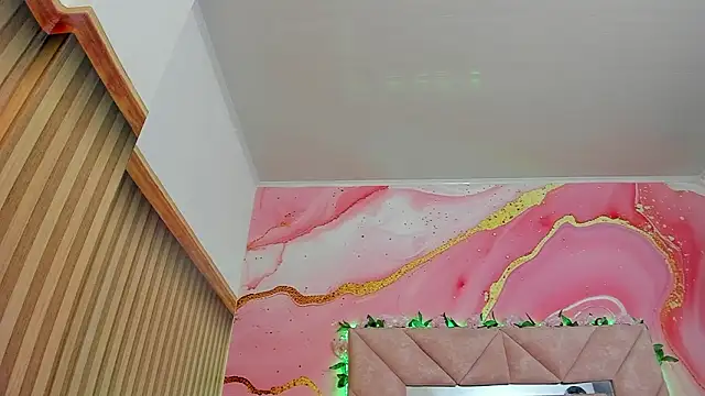 Snapshot of Taylor__cooper chatting on 02/28/26, 06:20 Taylor cooper online show from 02/28/26, 06:20