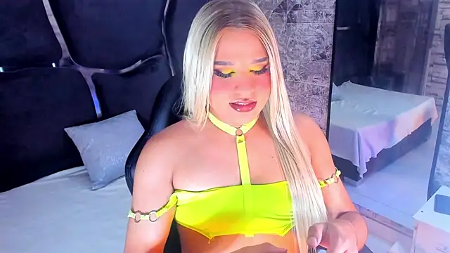 Elody Preysler69 online show from 10/10/25, 04:55