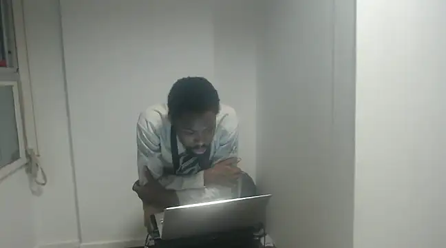 Snapshot of Mastertopdome chatting on 01/14/25, 01:26 Mastertopdome online show from 01/14/25, 01:26