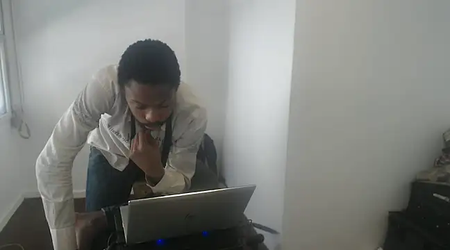 Snapshot of Mastertopdome chatting on 01/14/25, 05:12 Mastertopdome online show from 01/14/25, 05:12