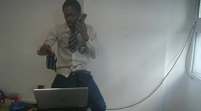 Snapshot of Mastertopdome chatting on 01/15/25, 06:19 Mastertopdome online show from 01/15/25, 06:19