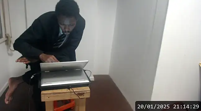 Snapshot of Mastertopdome chatting on 01/21/25, 12:15 Mastertopdome online show from 01/21/25, 12:15