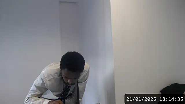 Snapshot of Mastertopdome chatting on 01/21/25, 09:15 Mastertopdome online show from 01/21/25, 09:15