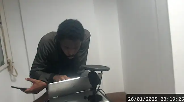 Snapshot of Mastertopdome chatting on 01/27/25, 02:20 Mastertopdome online show from 01/27/25, 02:20