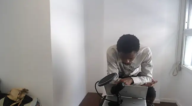 Snapshot of Mastertopdome chatting on 01/27/25, 05:26 Mastertopdome online show from 01/27/25, 05:26