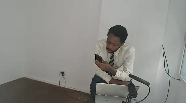 Snapshot of Mastertopdome chatting on 02/13/25, 12:43 Mastertopdome online show from 02/13/25, 12:43