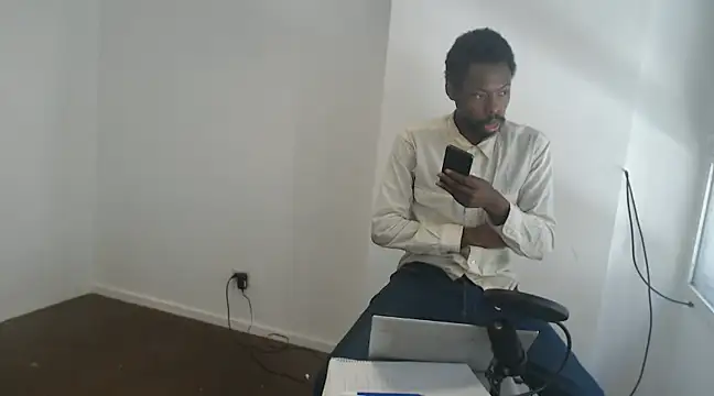 Snapshot of Mastertopdome chatting on 02/13/25, 04:17 Mastertopdome online show from 02/13/25, 04:17