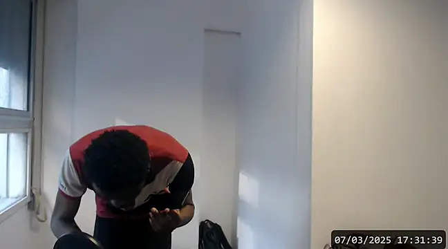 Snapshot of Mastertopdome chatting on 03/07/25, 08:33 Mastertopdome online show from 03/07/25, 08:33