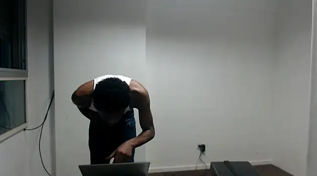 Snapshot of Mastertopdome chatting on 03/19/25, 12:04 Mastertopdome online show from 03/19/25, 12:04