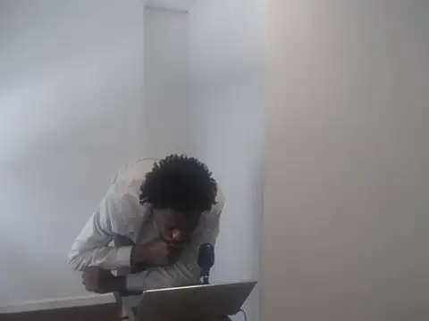 Snapshot of Mastertopdome chatting on 09/15/25, 04:07 Mastertopdome online show from 09/15/25, 04:07