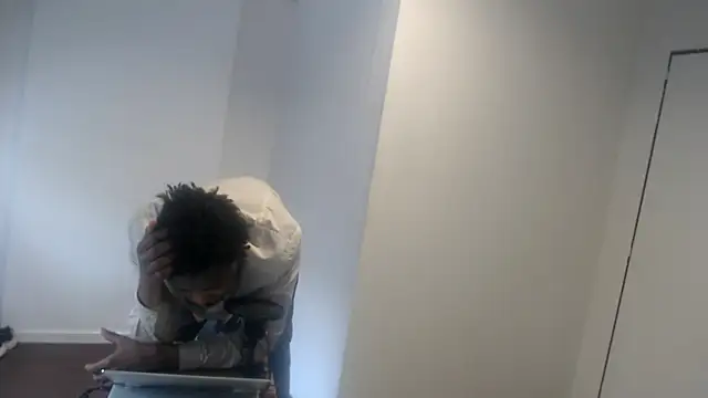 Snapshot of Mastertopdome chatting on 10/16/25, 01:01 Mastertopdome online show from 10/16/25, 01:01