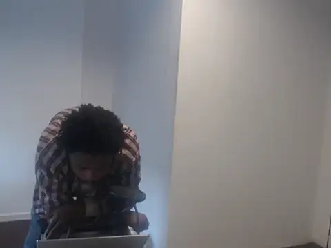 Snapshot of Mastertopdome chatting on 10/18/25, 01:45 Mastertopdome online show from 10/18/25, 01:45