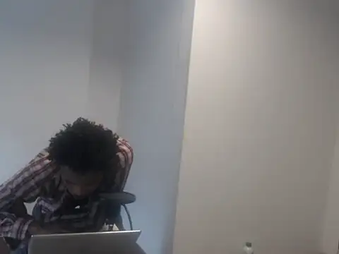 Snapshot of Mastertopdome chatting on 10/24/25, 04:03 Mastertopdome online show from 10/24/25, 04:03