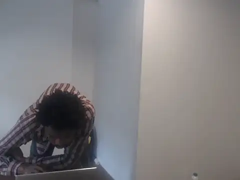 Snapshot of Mastertopdome chatting on 10/27/25, 02:43 Mastertopdome online show from 10/27/25, 02:43