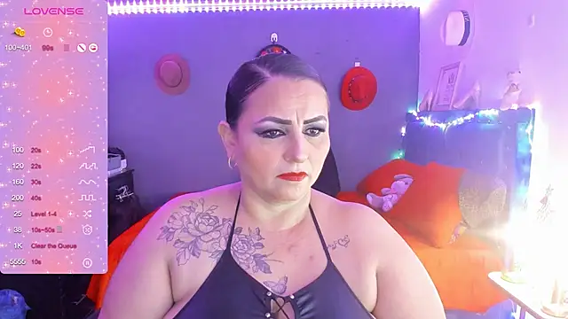 Ivonnee   online show from 12/28/24, 04:08