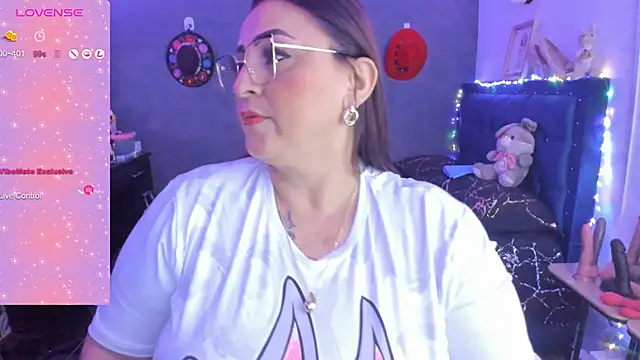 Ivonnee   online show from 01/12/25, 02:35