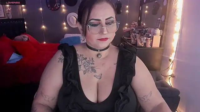 Ivonnee   online show from 03/02/25, 02:19