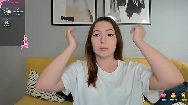 KetrinWhite online show from 11/26/25, 01:39