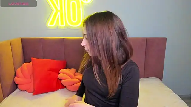 KetrinWhite online show from 04/10/26, 01:33