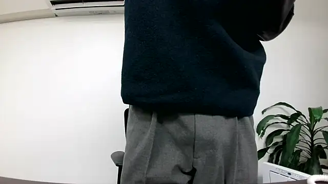 Snapshot of TakuryuJPN chatting on 12/10/24, 09:33 TakuryuJPN online show from 12/10/24, 09:33