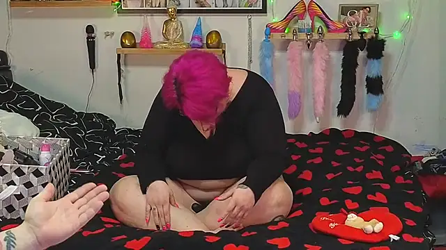 Snapshot of SunshineLexi chatting on 02/22/25, 07:47 SunshineLexi online show from 02/22/25, 07:47