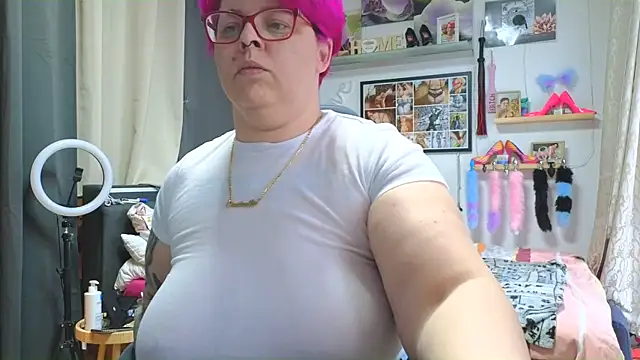 Snapshot of SunshineLexi chatting on 02/28/25, 06:54 SunshineLexi online show from 02/28/25, 06:54