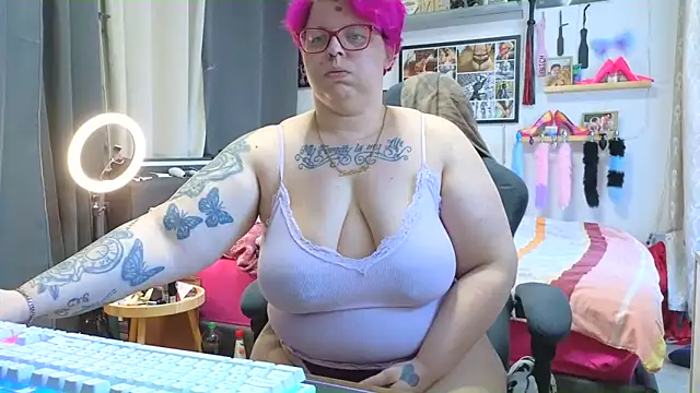 Snapshot of SunshineLexi chatting on 03/03/25, 06:59 SunshineLexi online show from 03/03/25, 06:59