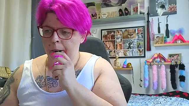 Snapshot of SunshineLexi chatting on 03/06/25, 06:52 SunshineLexi online show from 03/06/25, 06:52