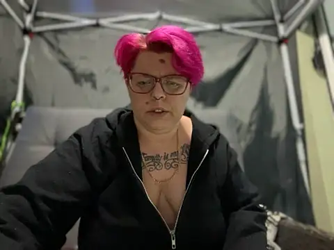 Snapshot of SunshineLexi chatting on 03/13/25, 07:39 SunshineLexi online show from 03/13/25, 07:39