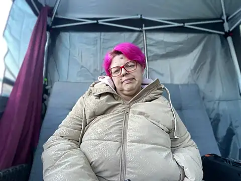 Snapshot of SunshineLexi chatting on 03/20/25, 07:03 SunshineLexi online show from 03/20/25, 07:03