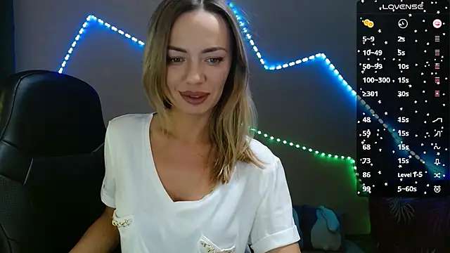 Snapshot of Daria_Spring chatting on 02/16/25, 05:59 Daria Spring online show from 02/16/25, 05:59