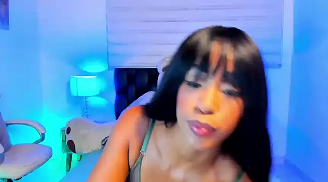 Snapshot of IsabelaRoss chatting on 01/28/25, 03:15 IsabelaRoss online show from 01/28/25, 03:15