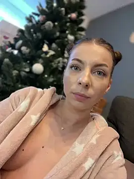 Mia Ethan online show from 01/09/25, 01:35