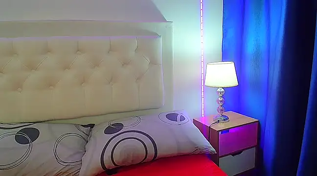 jescaoporto4 online show from 03/04/25, 04:52