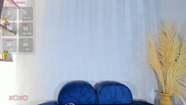 Snapshot of Alahia_Dangelo chatting on 05/26/26, 05:42 Alahia Dangelo online show from 05/26/26, 05:42
