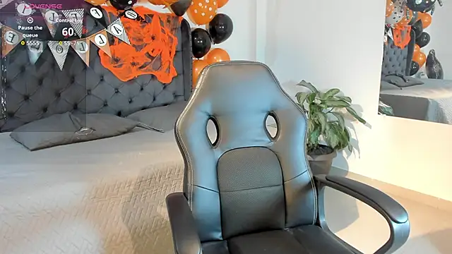  maria foxx  online show from 10/09/25, 07:12