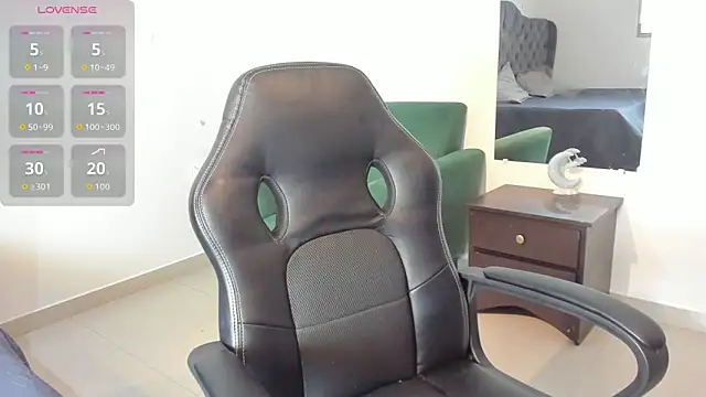  maria foxx  online show from 10/30/25, 06:30