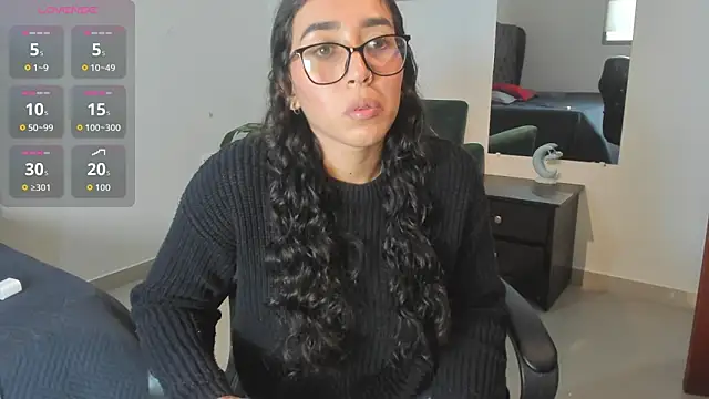  maria foxx  online show from 11/04/25, 07:35