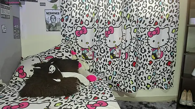  maria foxx  online show from 11/28/25, 06:32