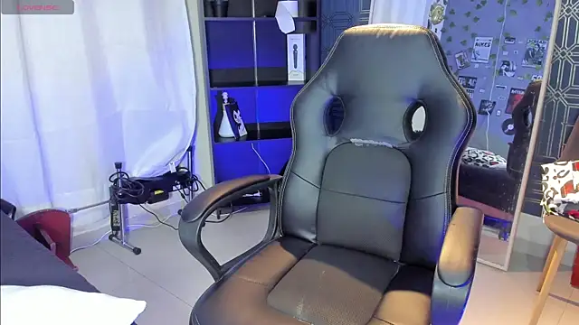  maria foxx  online show from 12/22/25, 11:13