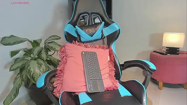  maria foxx  online show from 05/22/26, 05:40