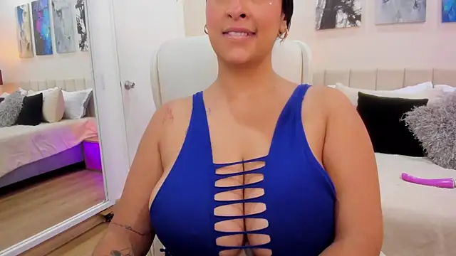 DaniRousse online show from 09/20/25, 02:18