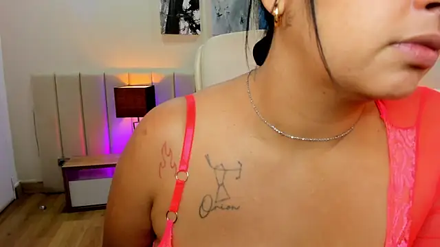 DaniRousse online show from 02/01/26, 06:50