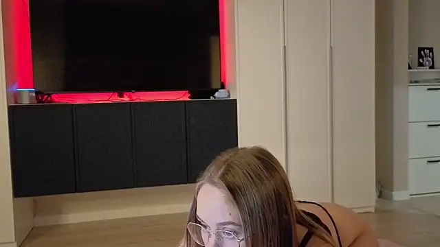 endlesssoffi online show from 10/25/25, 06:57