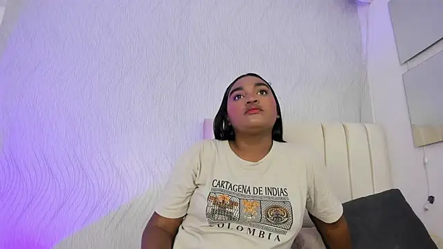 kayna gomez online show from 11/11/25, 07:25