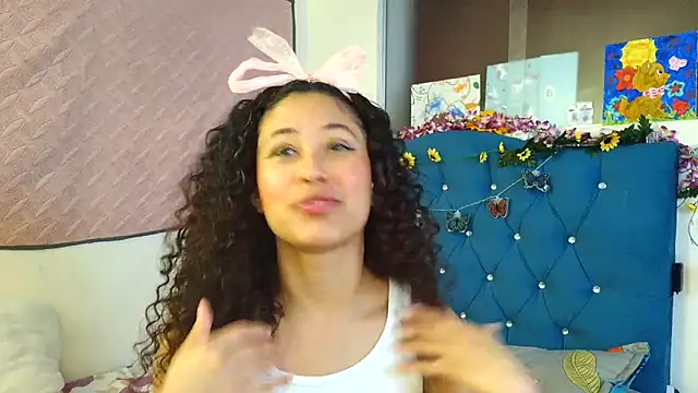 Milkdulce1 online show from 04/07/26, 01:22