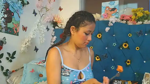 Milkdulce1 online show from 05/26/26, 01:29