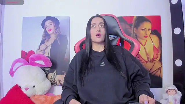 vaiolet triana online show from 03/07/25, 01:40